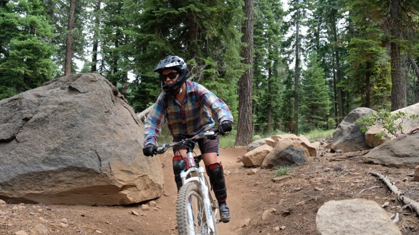 pearl izumi all-road v4 for women - the all-road v4 is reasonably priced, light, comfortable and...