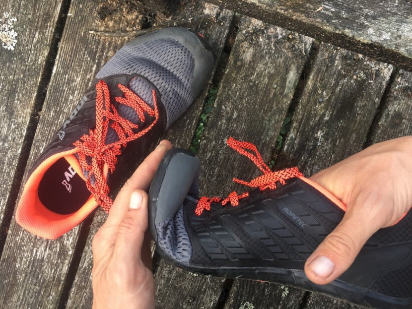 footbed and forefoot flexibility test on the inov-8 bare shoes.