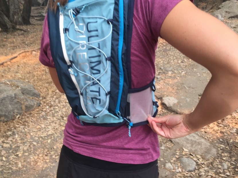 ultimate direction ultra vesta 4.0 - checking out the new rear adjustment system on the ultra vesta 4.0.