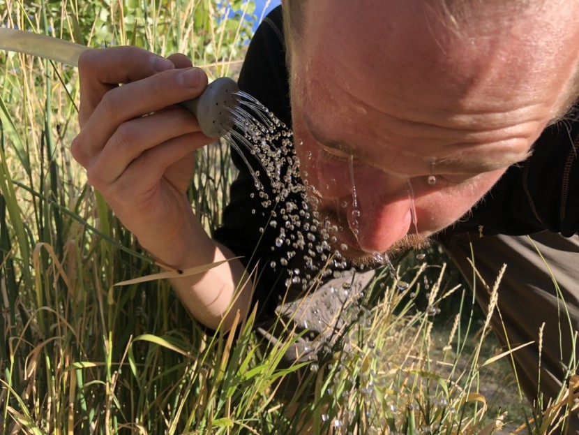 advanced elements summer - wash the sweat away at the end of a long day with the advanced...