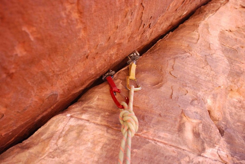 mad rock ultra light wire - the ultra light (left) on one of the few camming devices it matches...