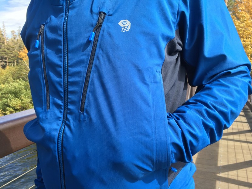 mountain hardwear touren - the patterned body and articulated arms make it easy to bend and...