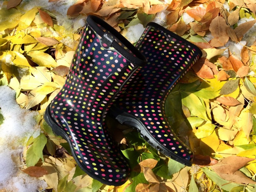 rain boots womens - some boots feature fun and funky patterns.