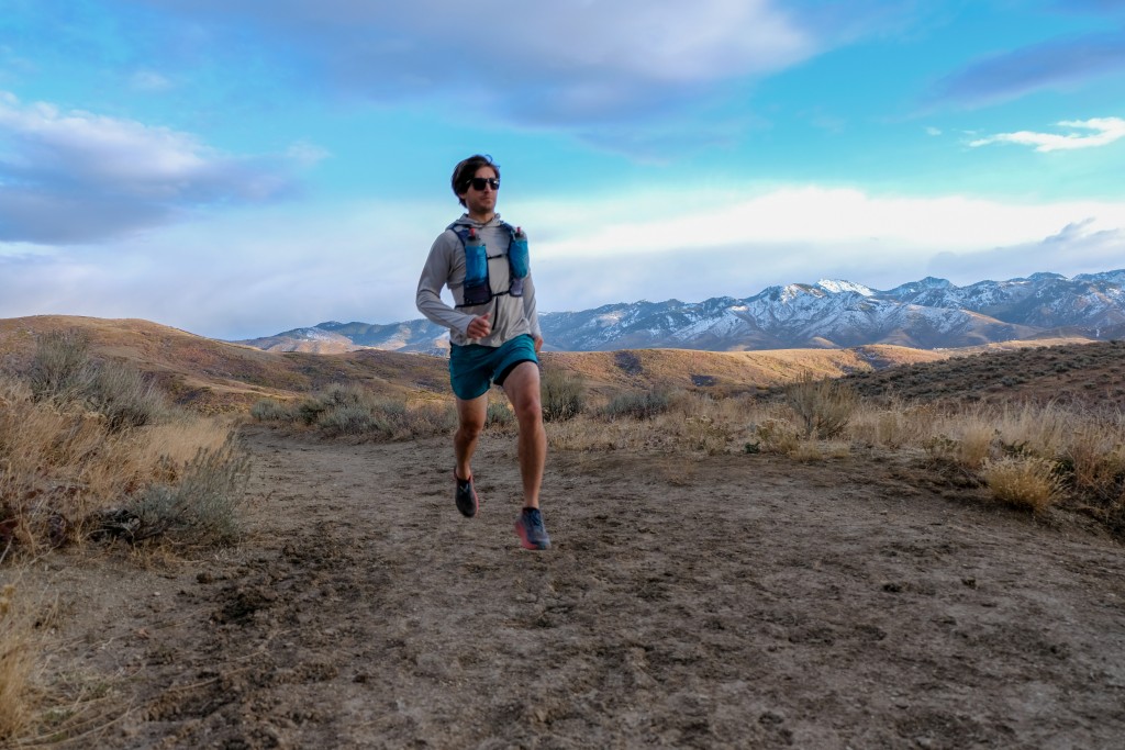 ultimate direction ultra vest 4.0 - the ultra vest 4.0 is the newest in a long line of great running...