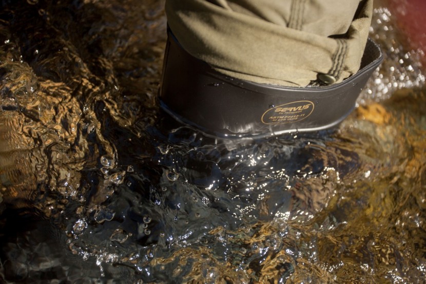 servus ct safety - we're not sure why the back of these boots gets lower, but it made...