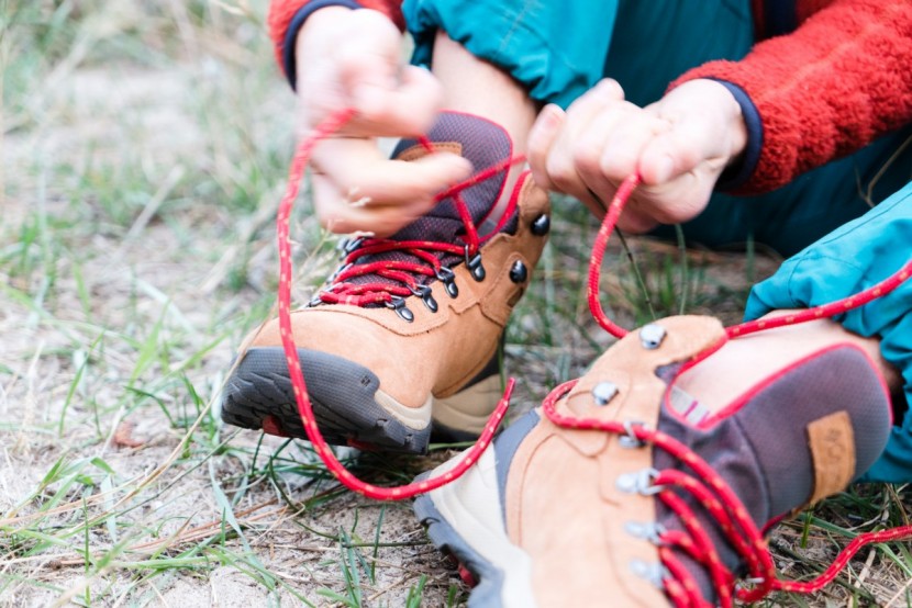 columbia newton ridge plus waterproof amped for women - lacing up the newton ridge's for a day on the trail.