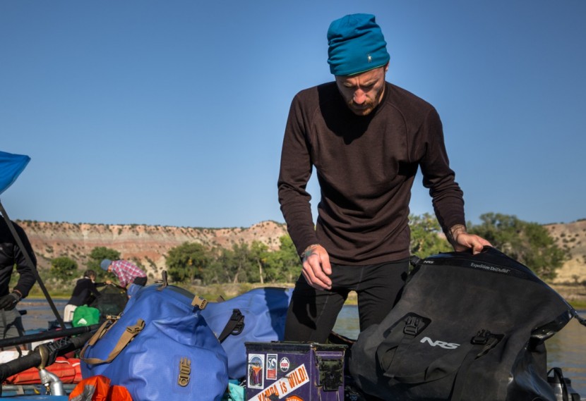 smartwool merino 250 crew - the looser fit apparent in this photo. it did shrink up just a tad...