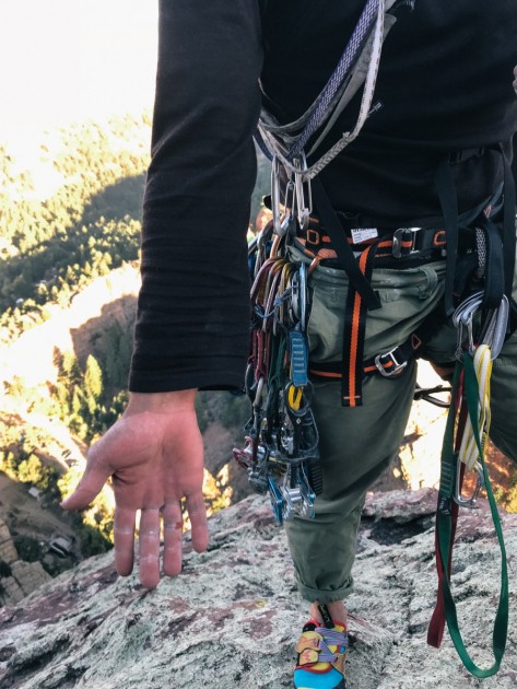smartwool merino 250 crew - the smartwool merino 250 cuffs stretched out thru a day of climbing...