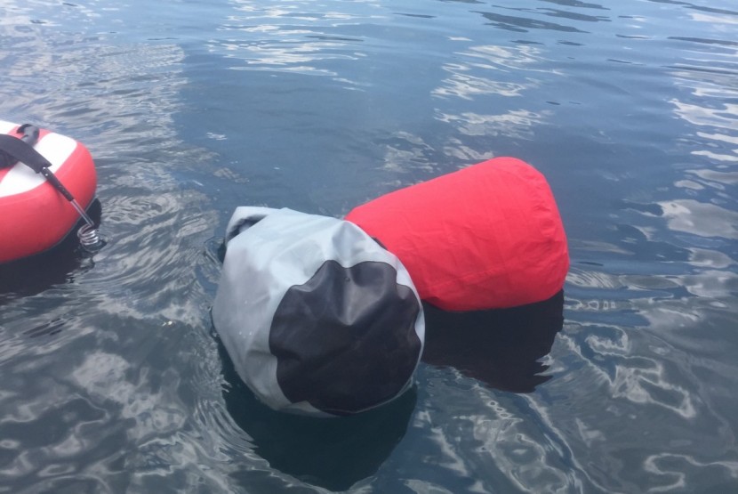 skog a kust drysak 20l - this model's thick material was scratch free at the end of testing...