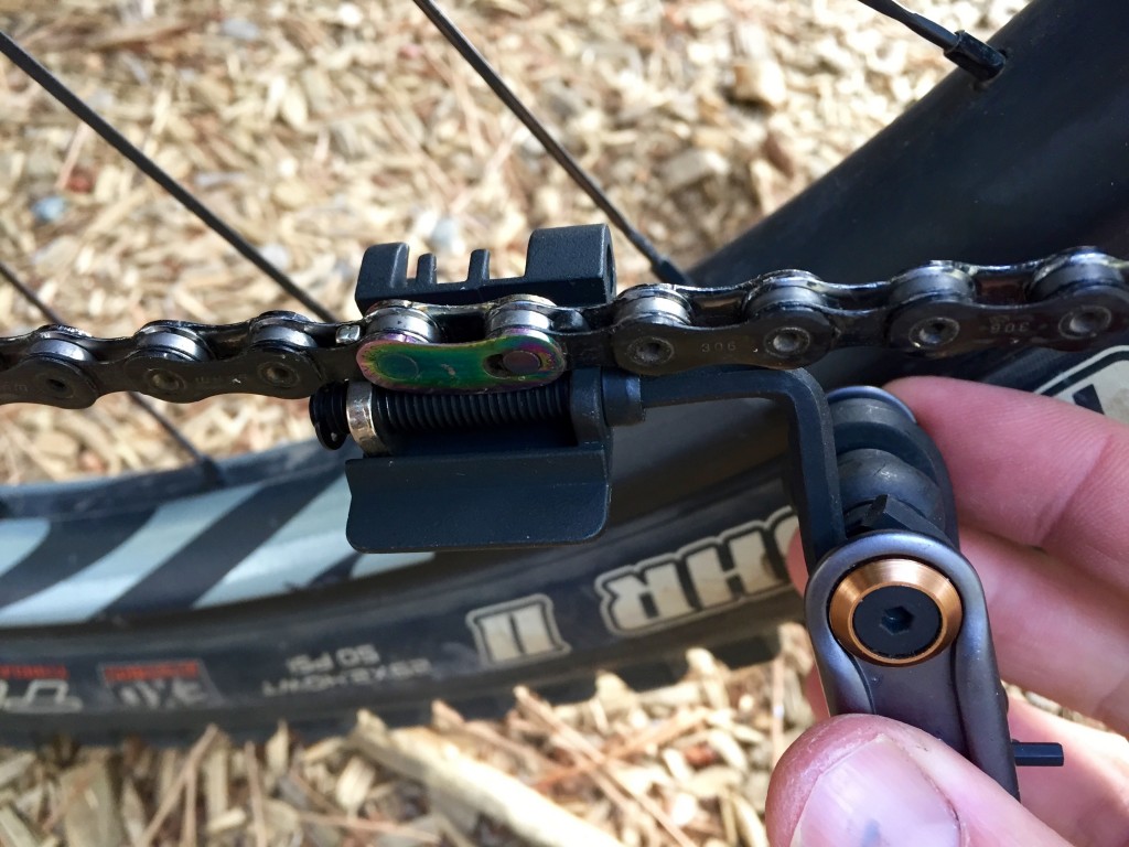 blackburn tradesman - the quick link tool easily pops open even the most stubborn of quick...