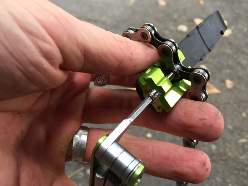 oneup components edc - the chain tool is functional, but it is tiny and more difficult to...