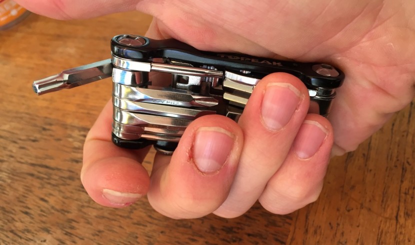 topeak mini 20 pro - the mini pro 20 feels good in the hand with a shape that allows for...