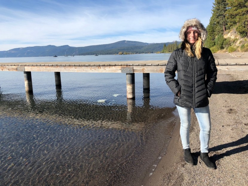 eddie bauer women's sun valley down jacket - we love the quality and look of the faux fur ruff around the hood...