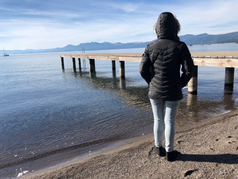 eddie bauer women's sun valley down jacket - this jacket is form-fitting and looks great from all angles, but...