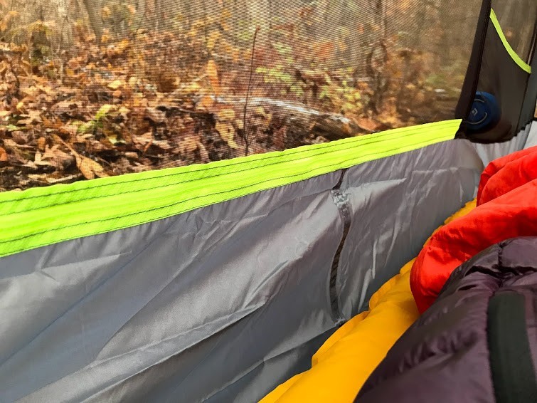 nemo galaxi 2 - the deep bathtub floor keeps ground moisture and splashback out of...