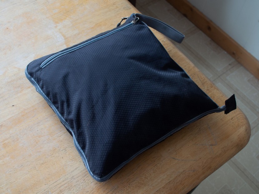 bago packable - two of the organizational pockets on the bago can be used whether...