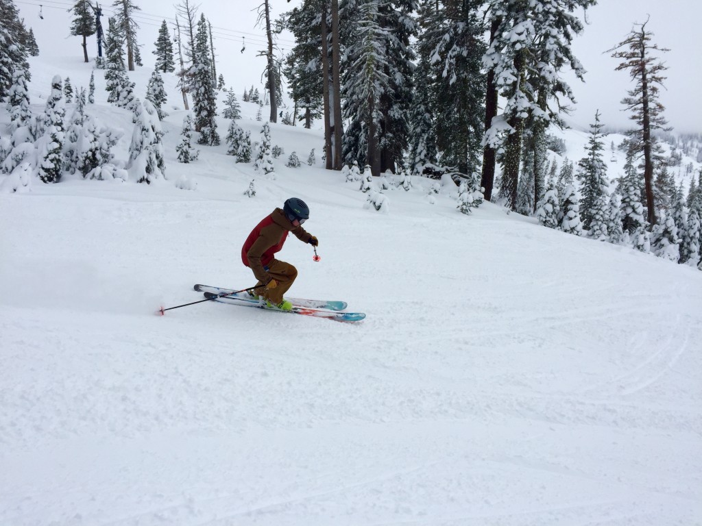 outdoor research skyward ii - testing the skyward ii while cruising some groomers early in the...