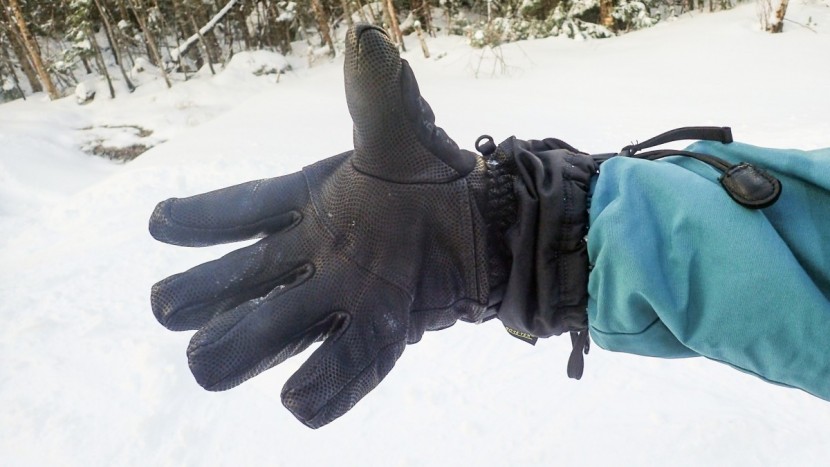 marmot randonnee - a view of the "falcon grip." we didn't snatch any field mice in...