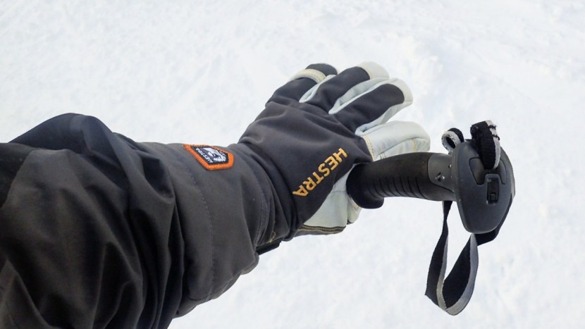 hestra army leather gore-tex - this over-the-cuff model fits easily over our ski jackets and...