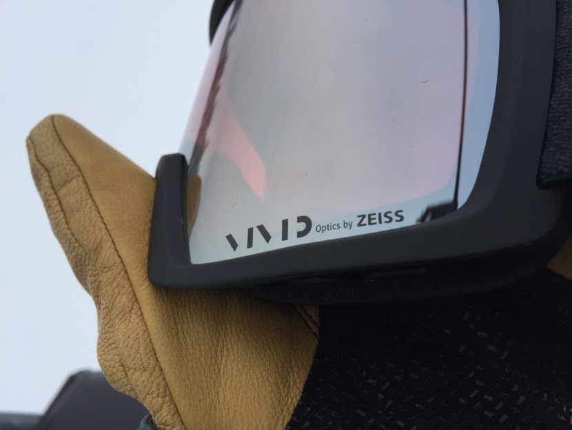 giro blok - giro's vivid lenses are made by zeiss, one of the industry leaders...