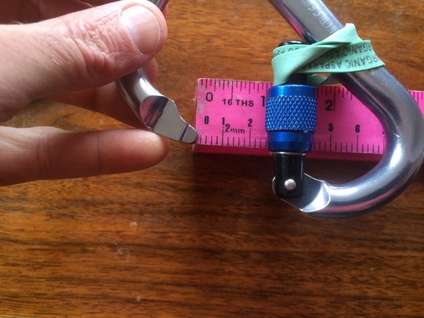 locking carabiner - we measured the open gate clearance at 2.4cm, which is a lot of...