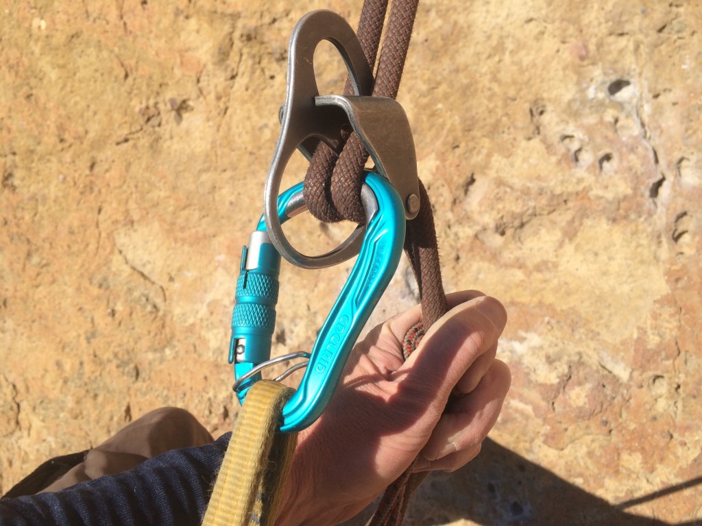 edelrid hms bulletproof triple fg - the edelrid hms bulletproof triple fg has an internal spring bar...