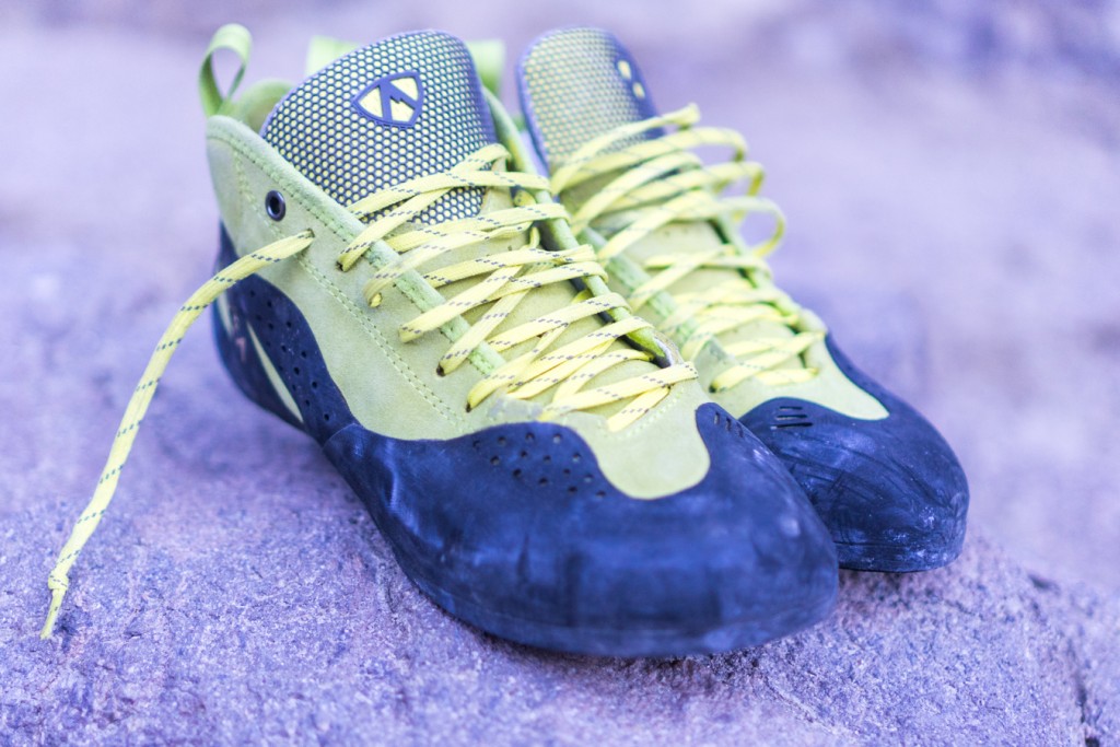 butora altura - with thick padding behind the tongue and thick sticky rubber soles...