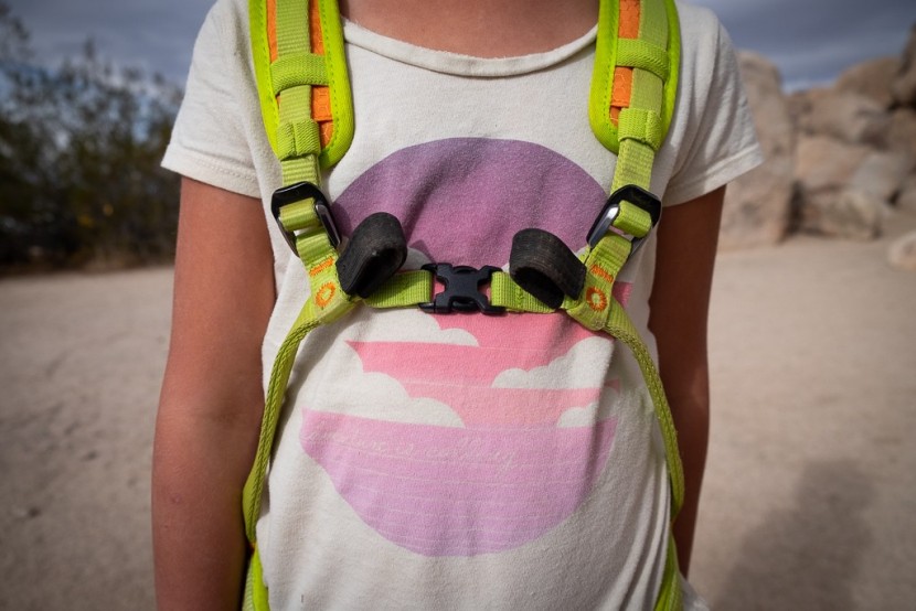 edelrid fraggle ii - two easy slider buckles, two robust tie in points and a front buckle...