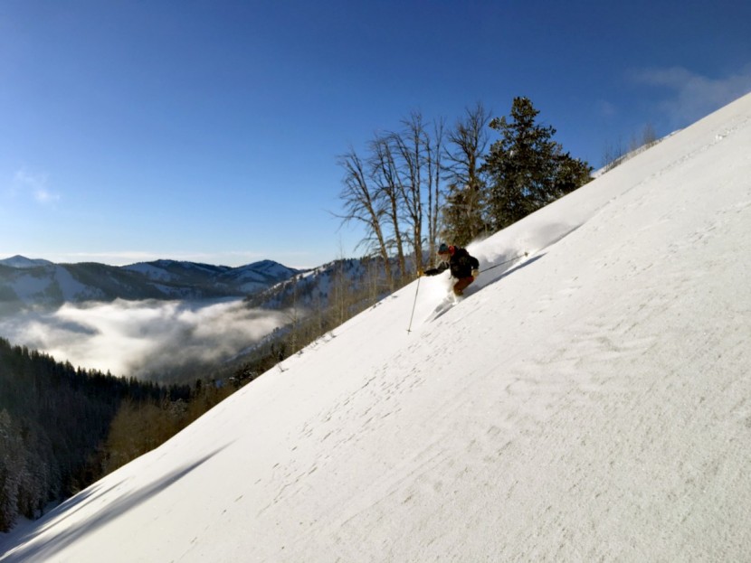 flylow gear baker bib - when the snow is perfect, it doesn't matter what your pants feel...