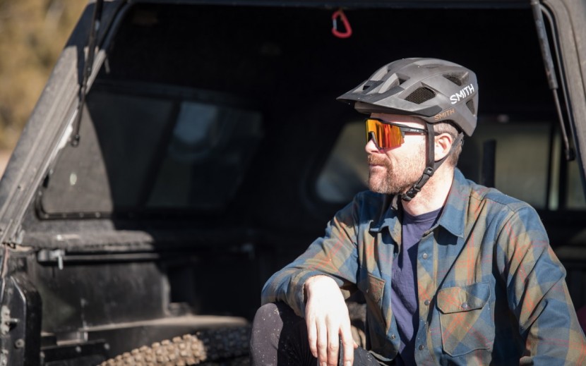 100% speedcraft - the speedcraft has a massive lens and a wrap around style boasting...