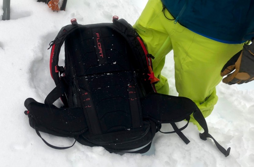backcountry access float 42 2.0 - this model features an adjustable waist belt that can slide up or...
