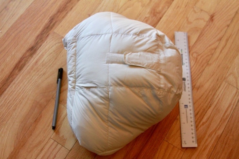 columbia peak to park for women - this jacket isn't very packable. here we wrap it up into it's hood.