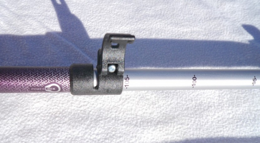 rei co-op traverse power lock cork for women - rei traverse's external locking mechanism.