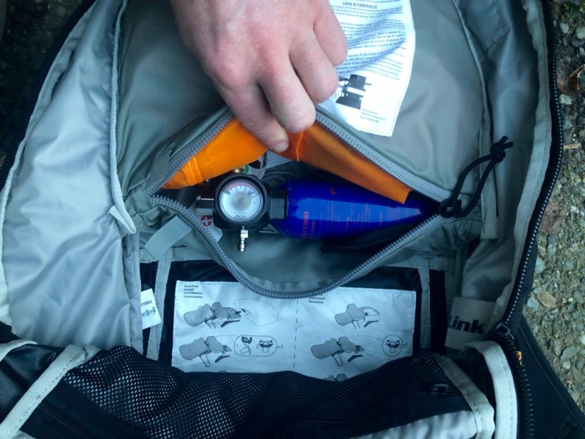 backcountry access float 42 2.0 - bca's 2.0 system is lighter and smaller than the previous 1.0...