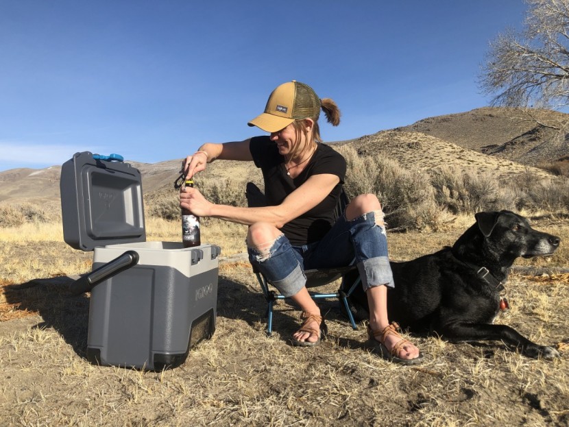 igloo bmx 25 - the bmx 25 is conveniently sized for an impromptu hangout on a nice...