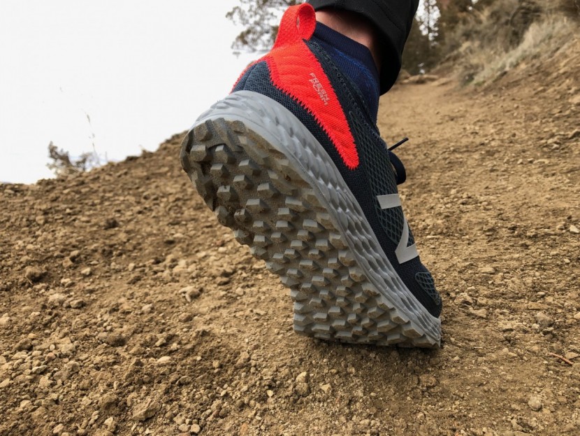 New Balance Mens FF Gobi Trail V3 MTGOBIT3 Red Running Shoes Sneakers Size 13 D New Balance Mens FF Gobi Trail V3 MTGOBIT3 Red Running Shoes  main image 2