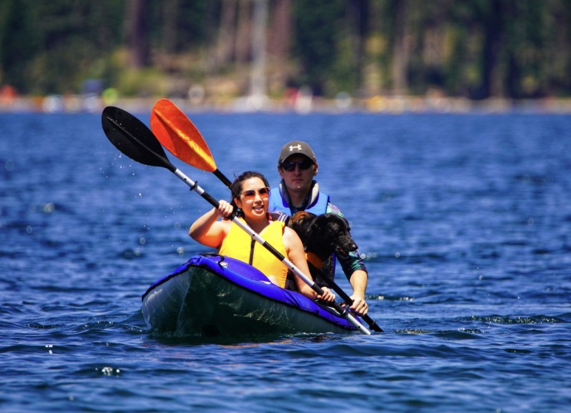 aquaglide columbia xp tandem xl - bring the dogs with you on your next adventure in the aquaglide!