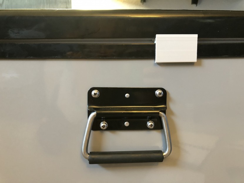 whynter fm-45g - not the most comfortable carrying handle for a cooler that weighs...