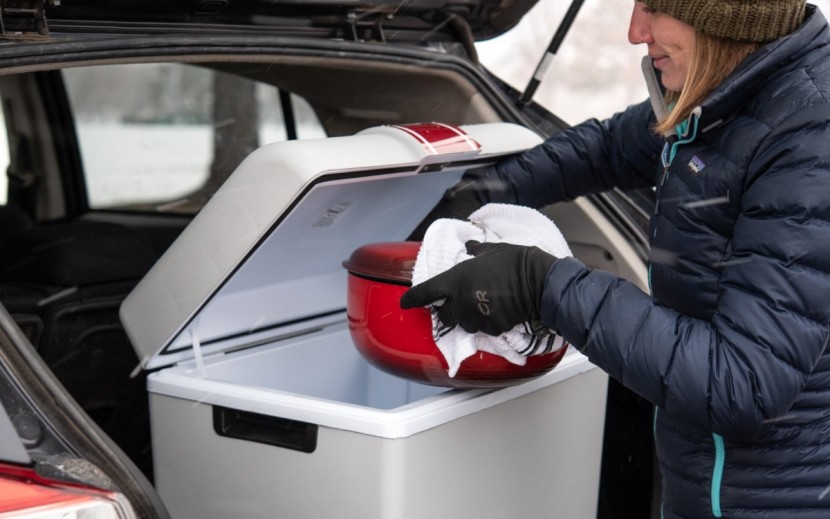 koolatron portable 45 - the koolatron allows you to keep your dish warm all the way to the...