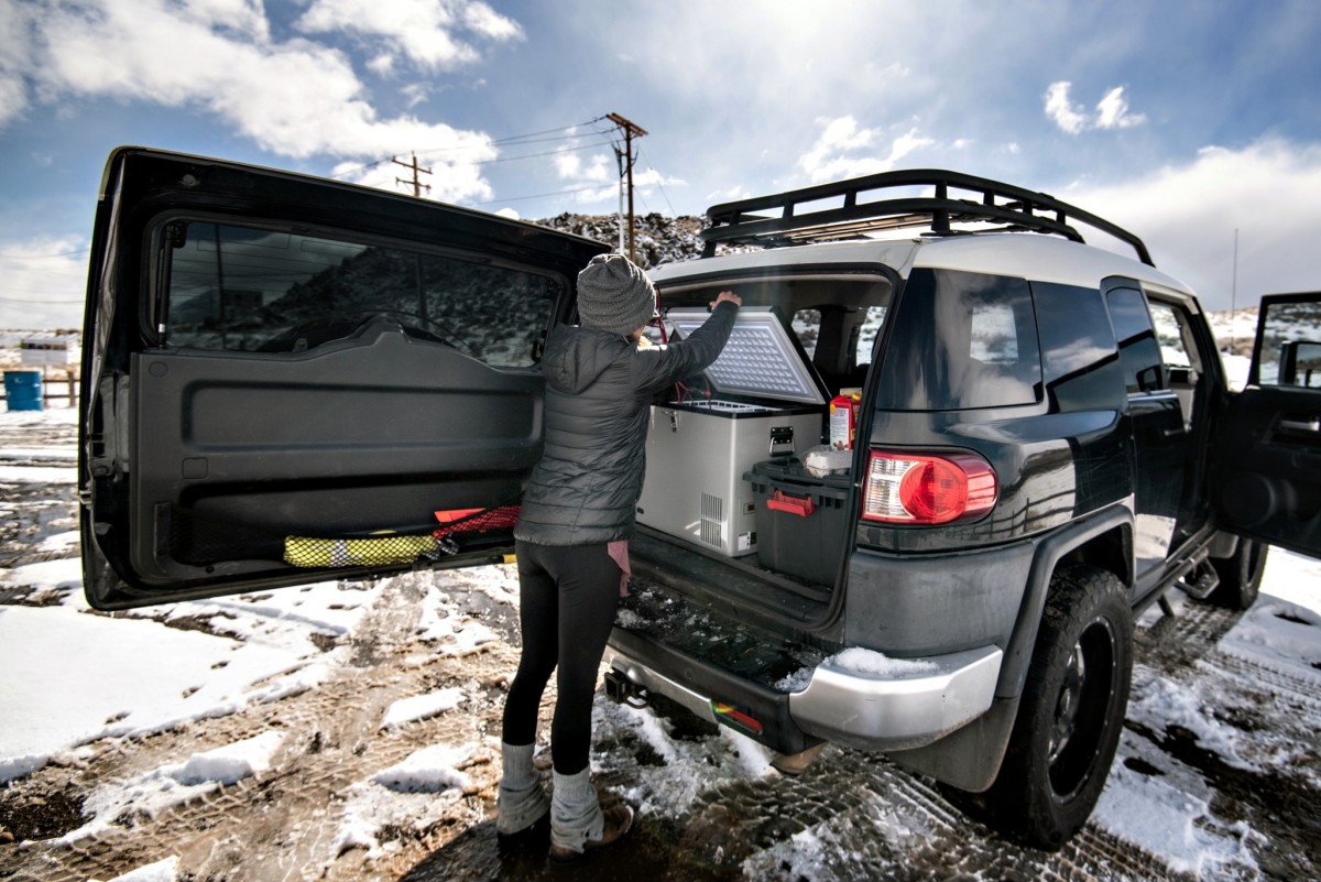 How to Choose a Powered Cooler