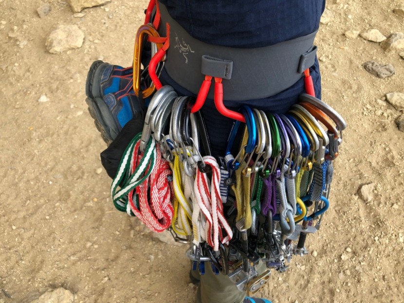 arc'teryx ar-395a - in this photo you can see the way the plastic gear loops taper...