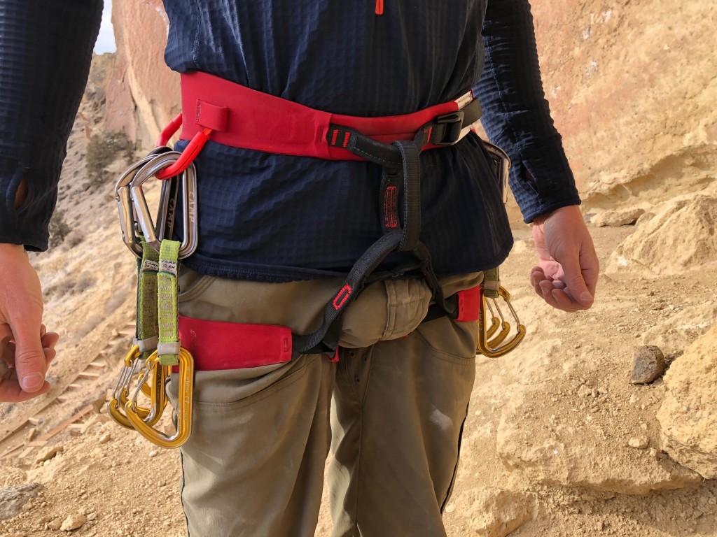arc'teryx fl-365 - the fl-365 is a "fast and light" harness, which essentially means it...