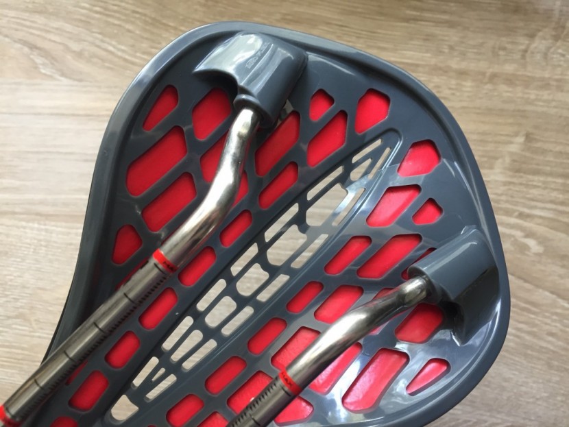 tioga undercover stratum ti - here you can see the spyderweb shell which gives this saddle its...