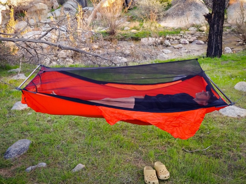 warbonnet ridgerunner - notice the foot end of the hammock is above the head end yet the...