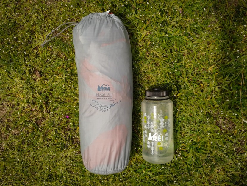 rei co-op flash air - the rei flash air falls right in the middle of the weight range of...