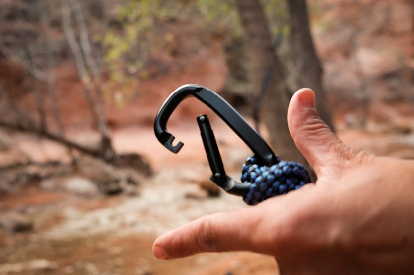 kootek portable - the gate sticks open and doesn't have very smooth action: a sure...