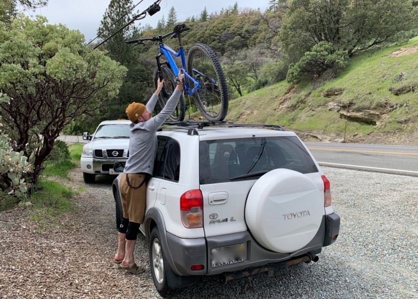 rockymounts brassknuckles - this rack works best on vehicles with lower roof heights. this...