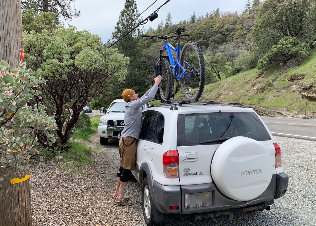 rockymounts brassknuckles - the brassknuckles is a great roof mount rack option.