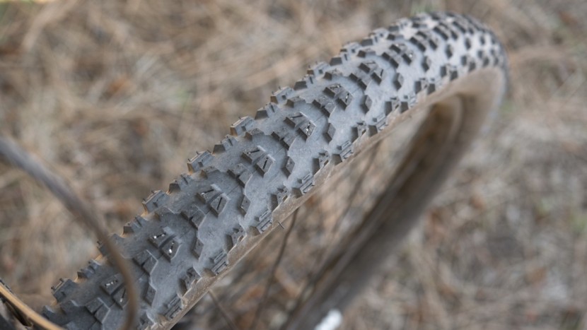 the maxxis ardent exo 2.4" is okay as a front tire. given this...
