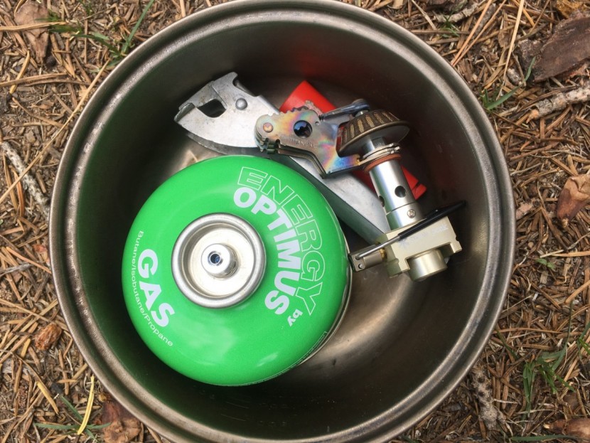 snow peak litemax - the litemax fits comfortably in this 1-liter pot.